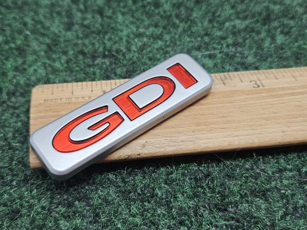 KIA SORENTO SPORTAGE OPTIMA RIO GDI REAR EMBLEM LOGO BADGE SYMBOL USED OEM 7S7