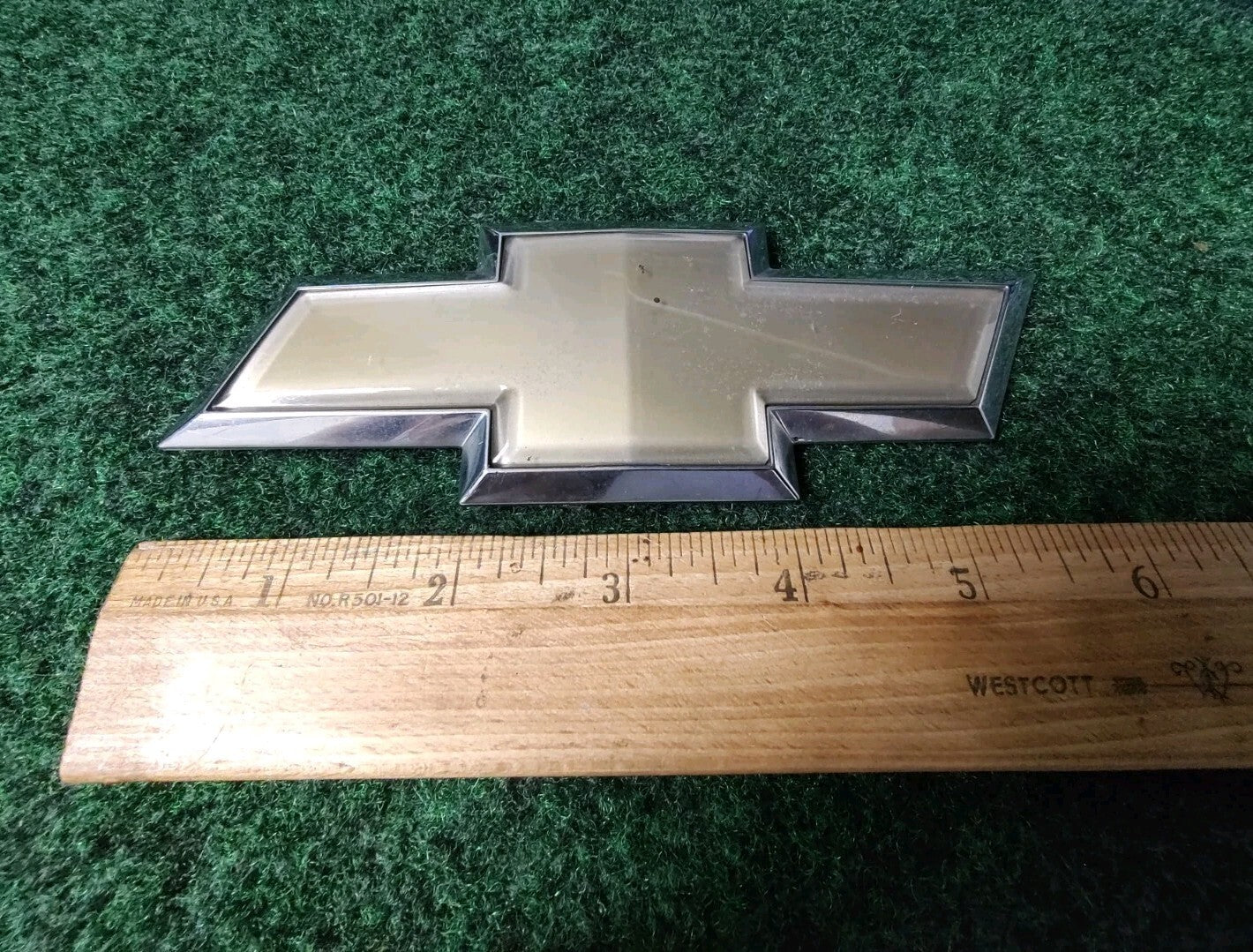2008-2012 CHEVY MALIBU REAR BUMPER EMBLEM LOGO BADGE SYMBOL OEM 6S6