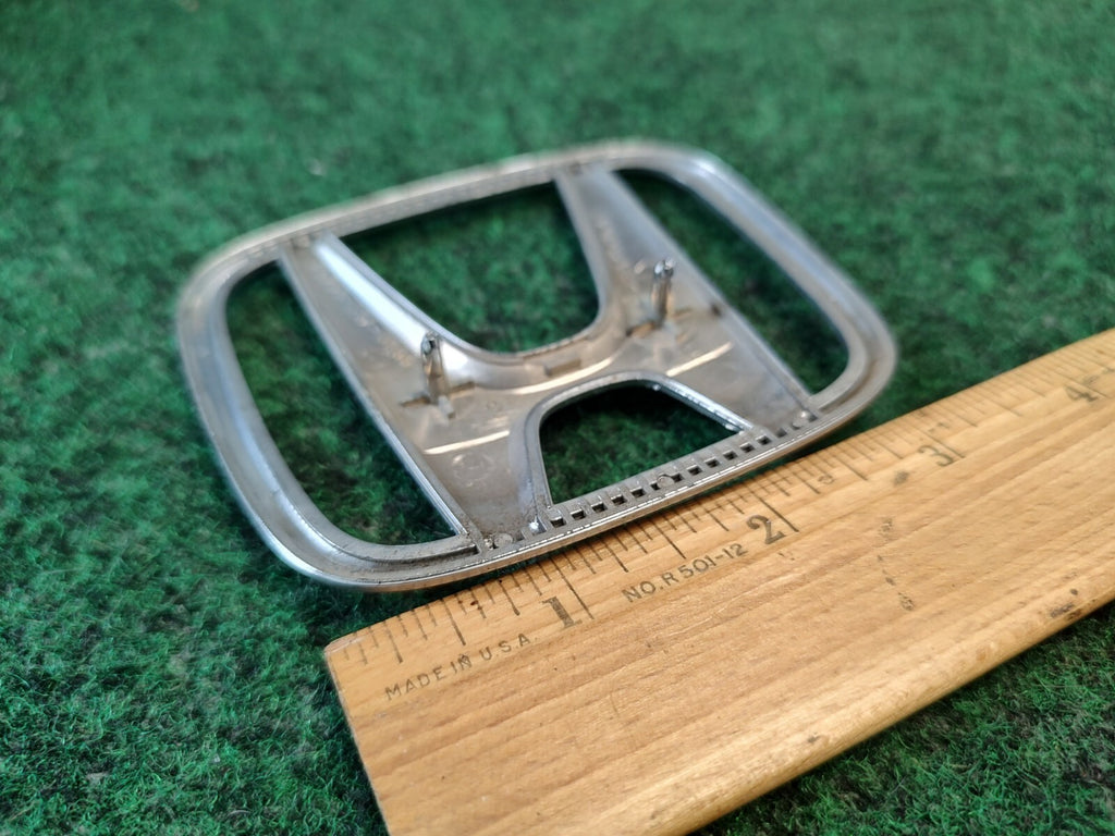 2002-2004 Honda Odyssey Rear Liftgate Hatch Emblem Badge Logo Symbol OEM 4S7