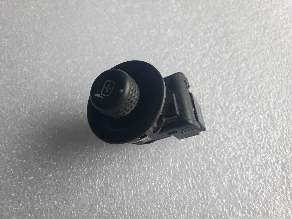 07-17 Expedition 7L3T-17B676  Drivers Side Left Master Mirror Switch OEM 1L4