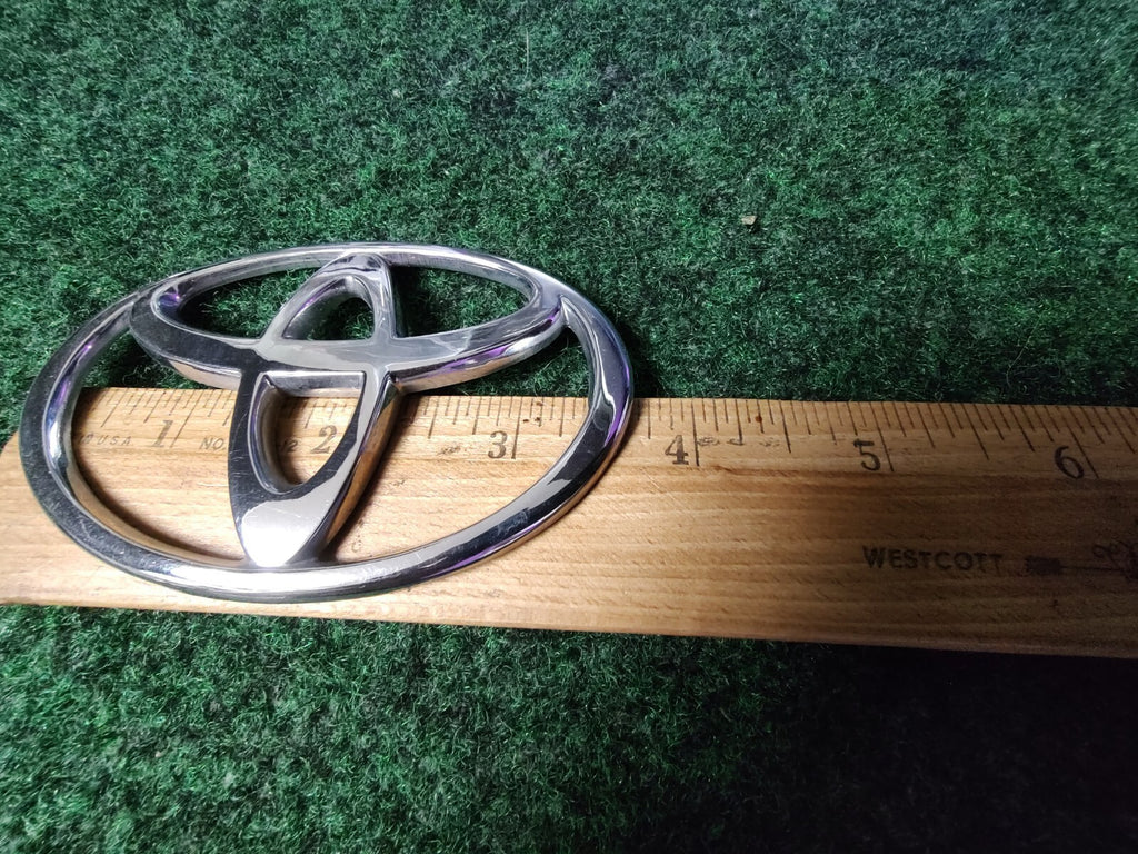 Toyota Chrome Emblem Logo Symbol Unknown Model ~3.75" 2M4