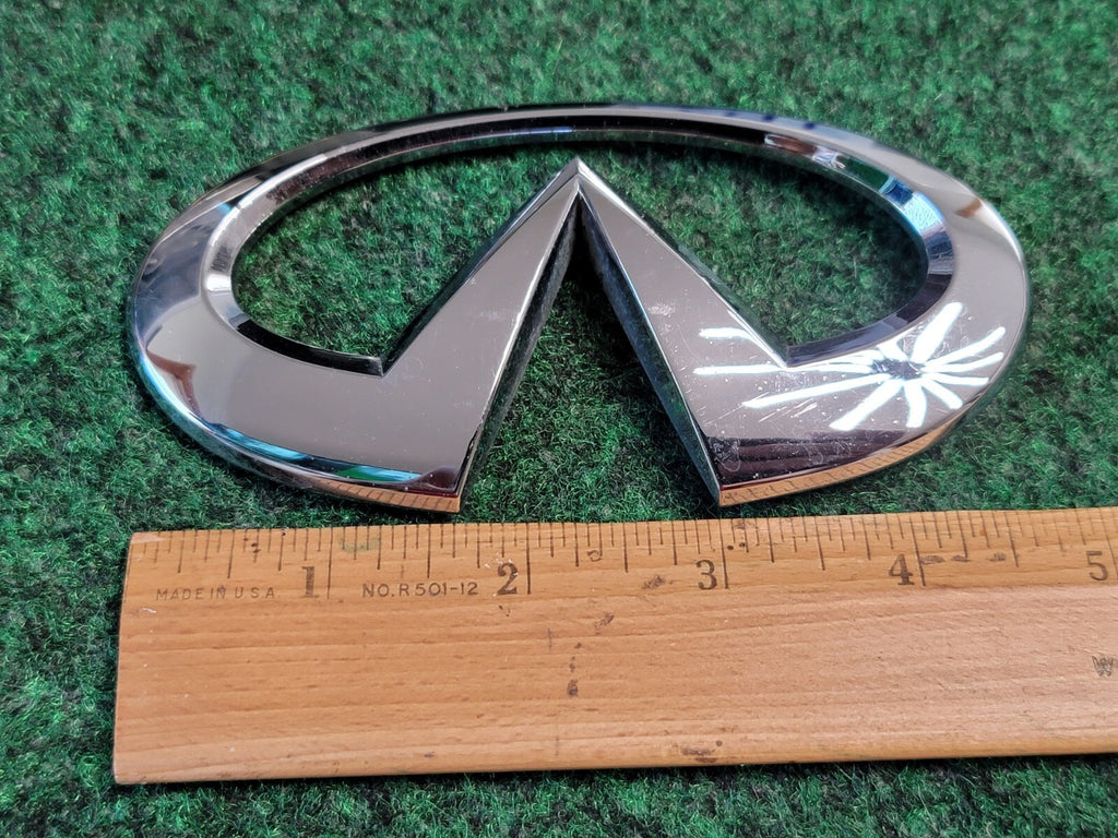 2006 2007 2008 INFINITI M35 M45 REAR TRUNK CHROME EMBLEM BADGE 84890 EH100 2M1
