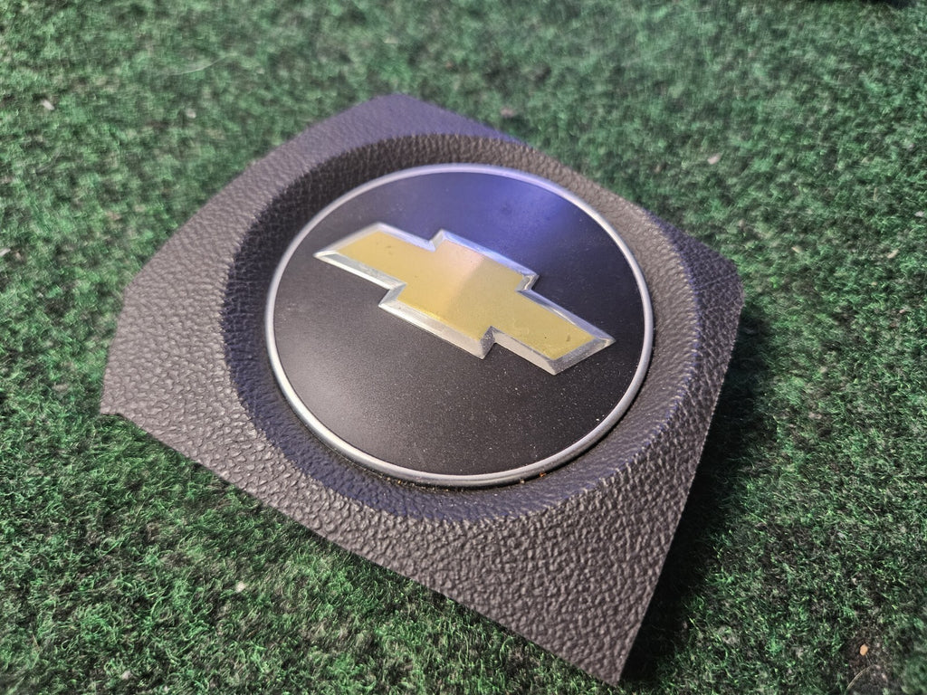 Chevy Chevrolet Bow Tie Emblem Badge Logo Steering Wheel Horn Cover 4M8