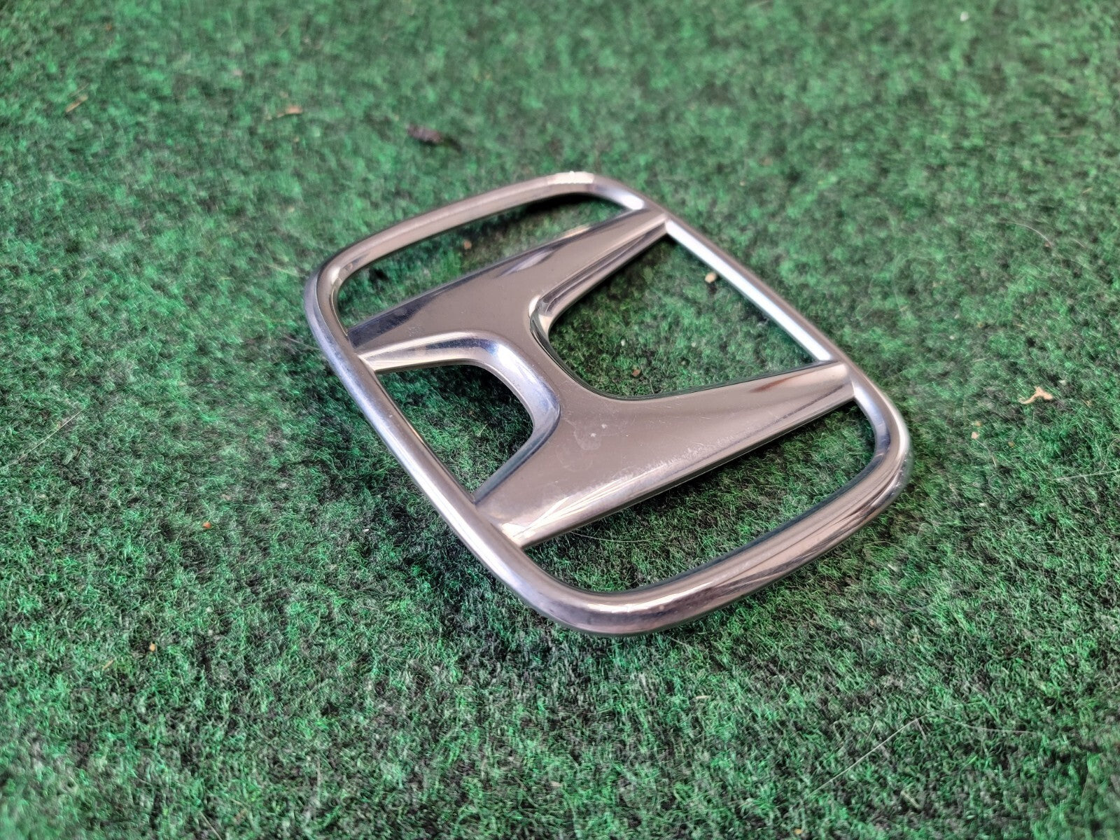 2006-2011 Honda Civic Sedan Rear Trunk Lid Badge Emblem 75701 SNA 0030 OEM 1M2