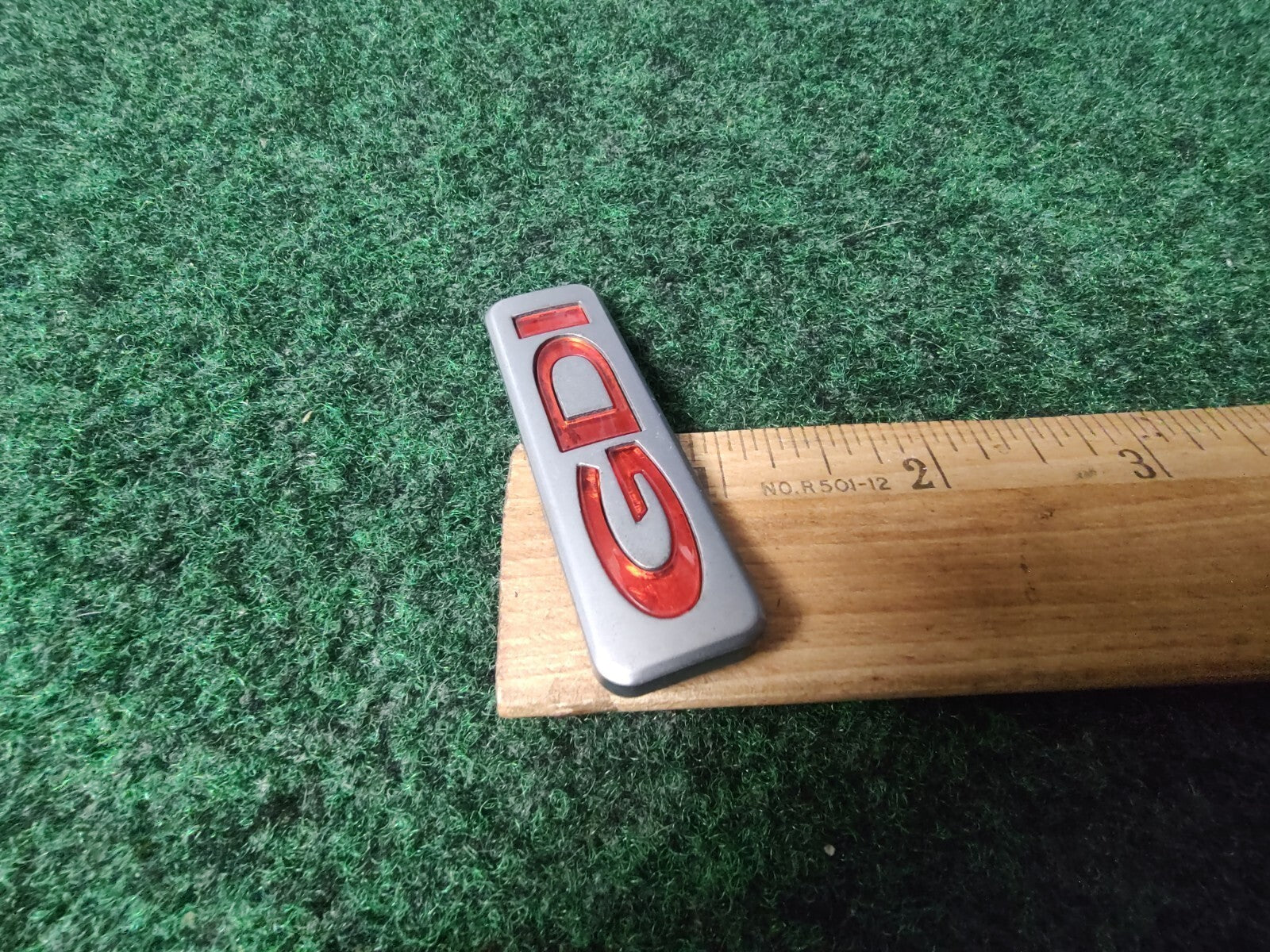 KIA SORENTO SPORTAGE OPTIMA RIO GDI REAR EMBLEM LOGO BADGE SYMBOL USED OEM 8L3
