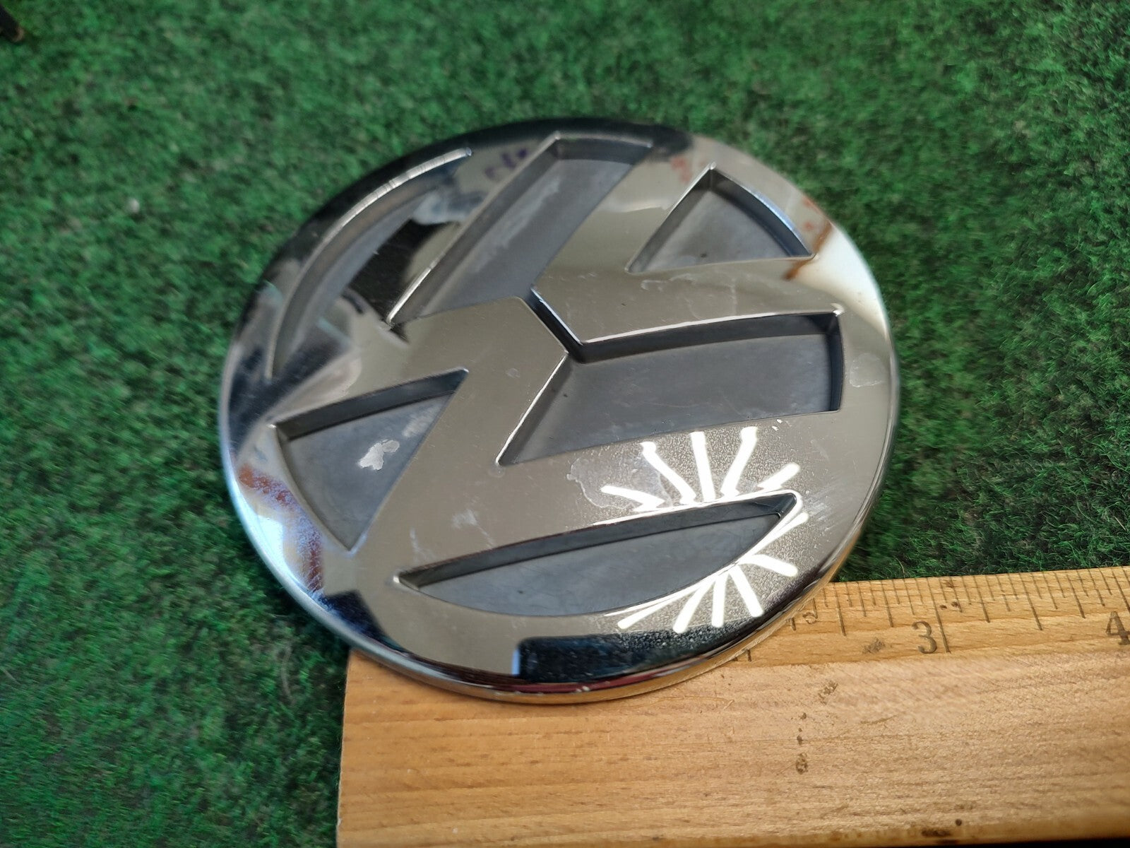 2006 2007 2008 2009 2010 VOLKSWAGEN JETTA REAR TRUNK LID EMBLEM 1K5 853 630 4S8