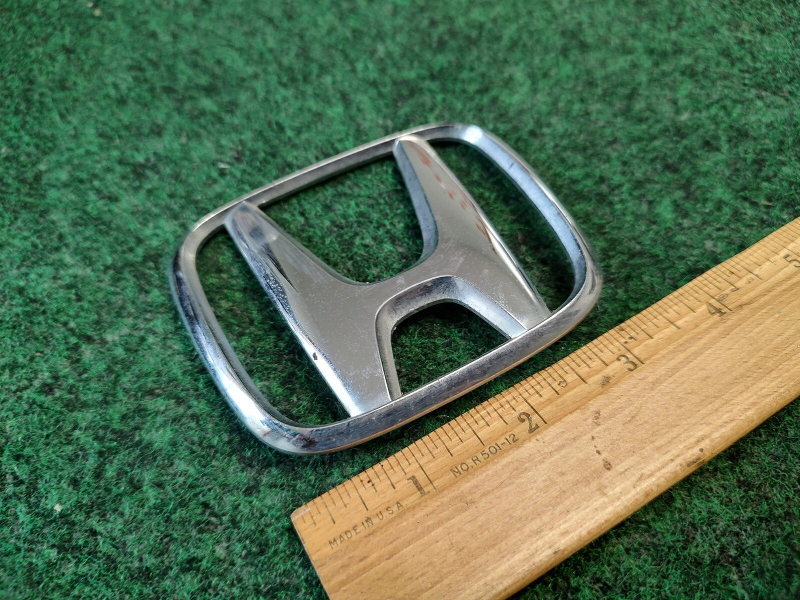 2002-2004 Honda Odyssey Rear Liftgate Hatch Emblem Badge Logo Symbol OEM 4S7