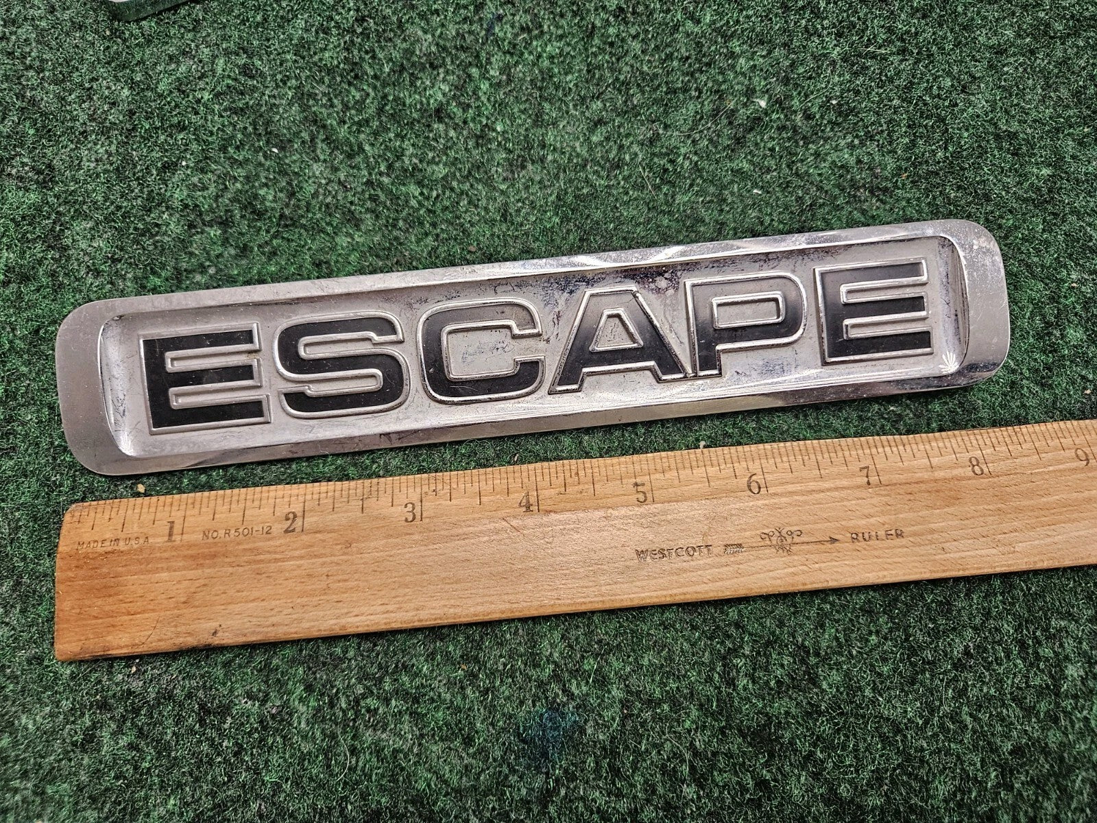 2008-2012 FORD ESCAPE SIDE EMBLEM LOGO BADGE SYMBOL OEM 6M6