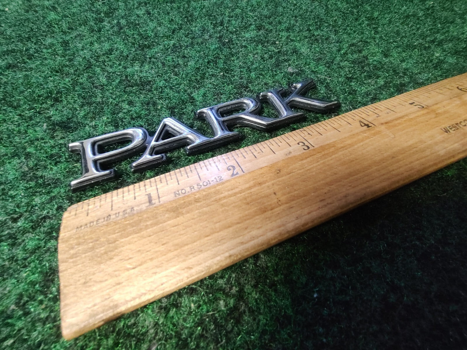 BUICK PARK AVENUE SIDE EMBLEM LOGO BADGE SYMBOL LETTERs OEM Name Plate 7S3