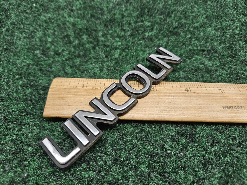 Lincoln OEM  Plastic Vintage Emblem Badge Logo Nameplate Name Plate 4.5" GL2