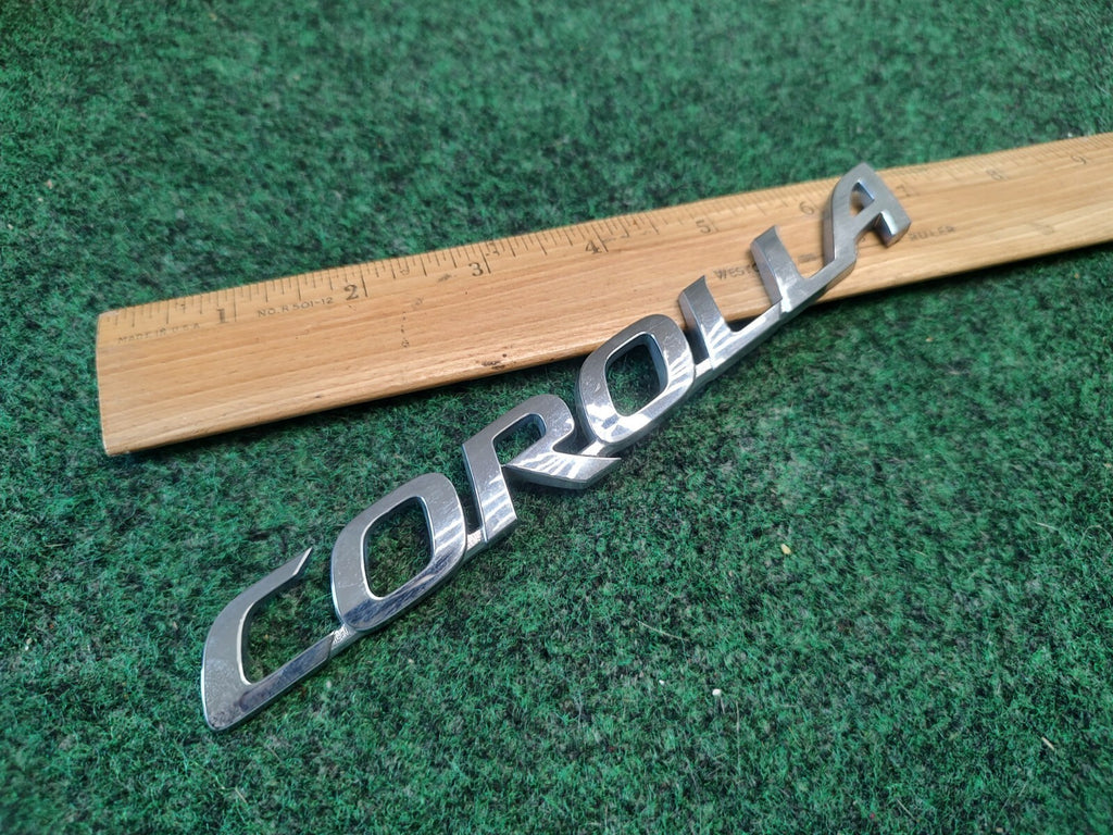 09 11 13 TOYOTA COROLLA TRUNK CHROME  EMBLEM 75442 02260 3S8