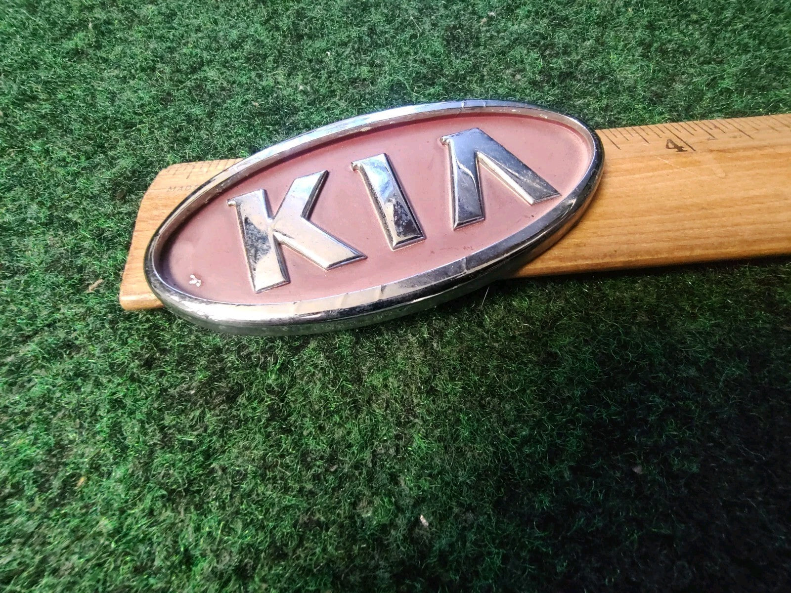 Kia Emblem Badge Grille Front Rear Name Plate OEM Nameplate Logo Red Chrome 4S3