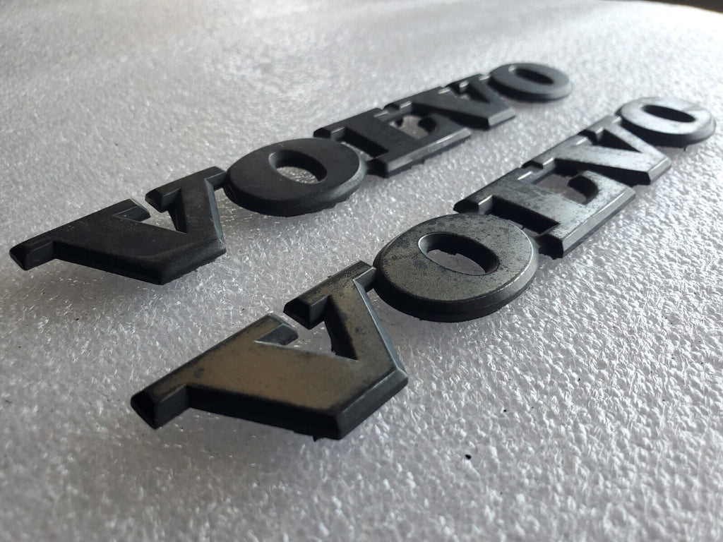 (2) Volvo OEM NAME PLATE Emblem Badge Logo Nameplate OEM VNTG