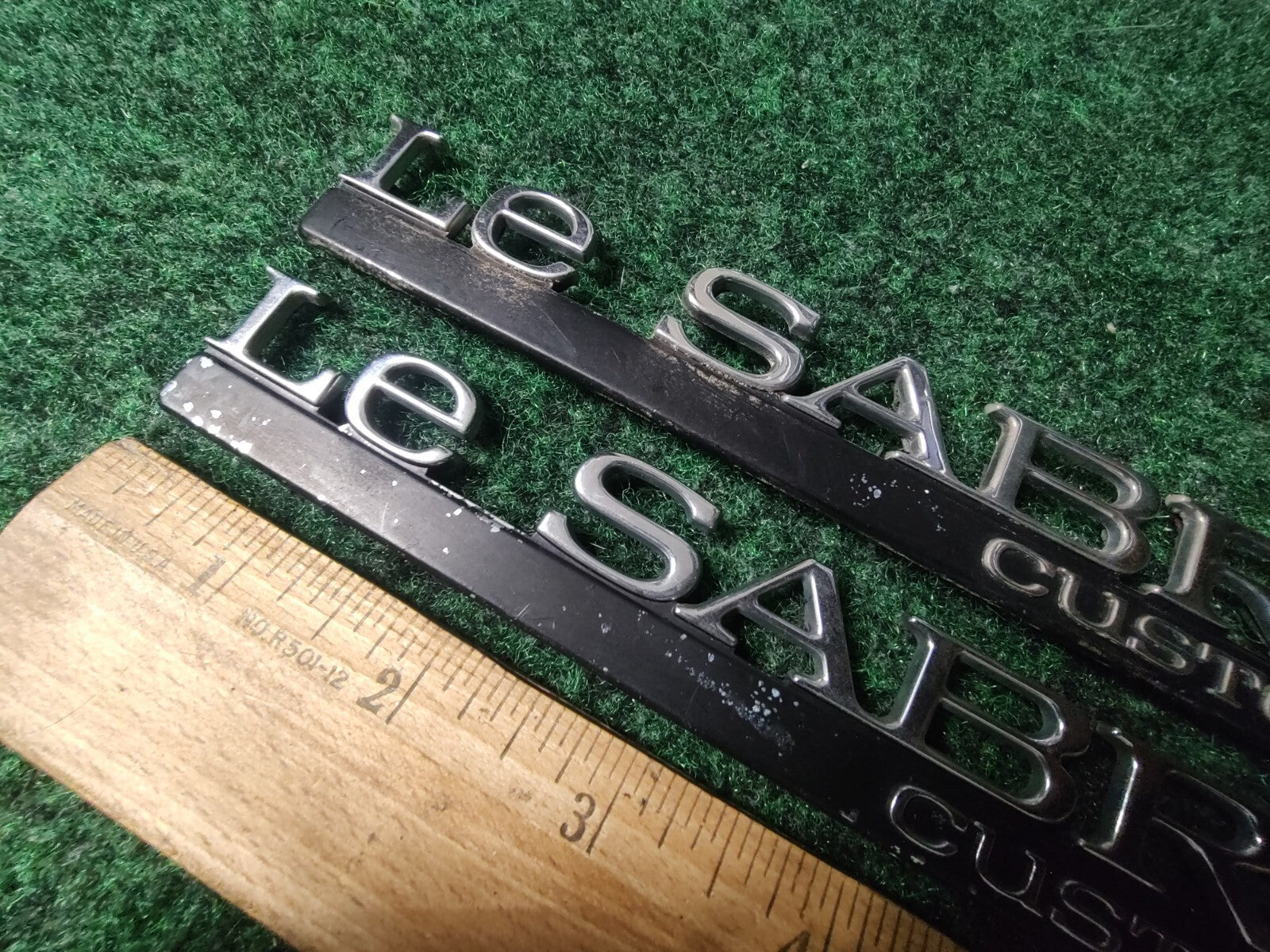 97 98 99 BUICK LESABRE CUSTOM SIDE EMBLEM LOGO BADGE SYMBOL SET USED OEM 1S2