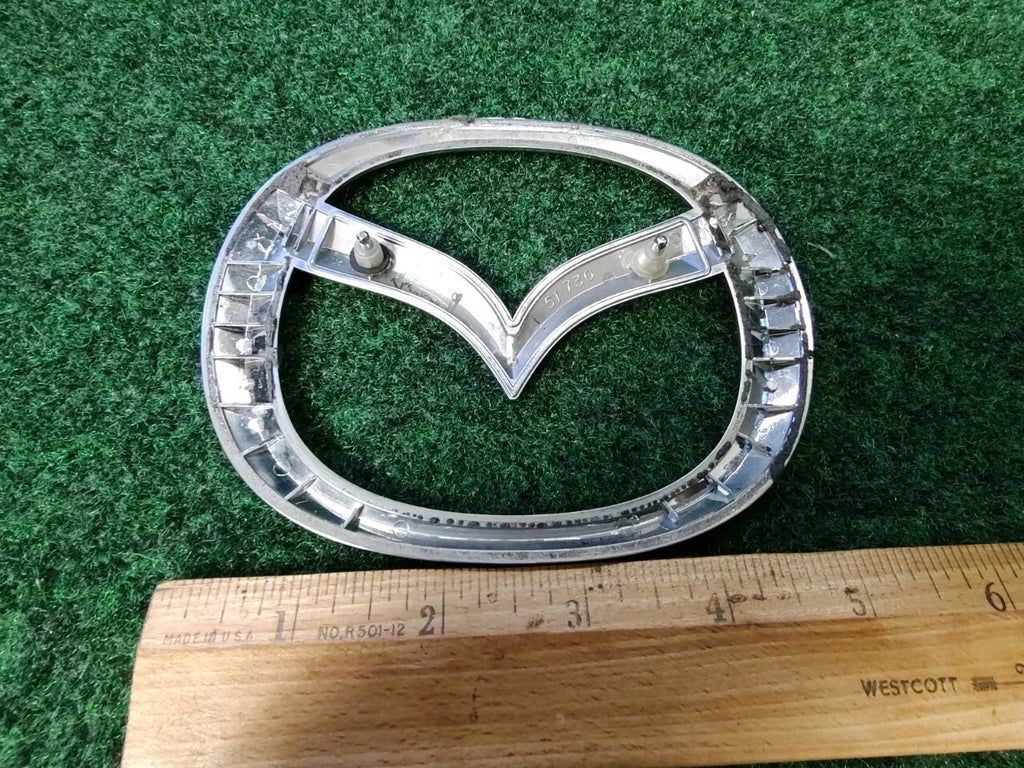 04 05 06 07 08 09 MAZDA 3  EMBLEM LOGO BADGE OEM BN8V-51-730 5S6