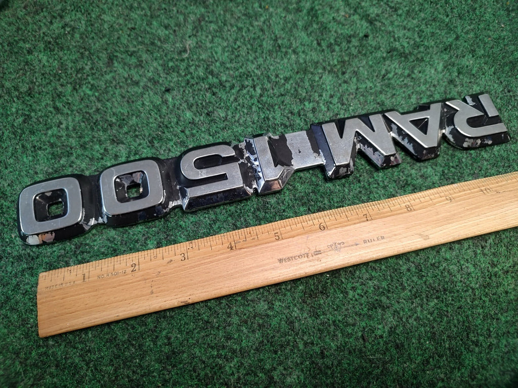 1998 1999 2000 2003 Dodge Ram 1500 Door Emblem Nameplate Decal 55295310 1S8
