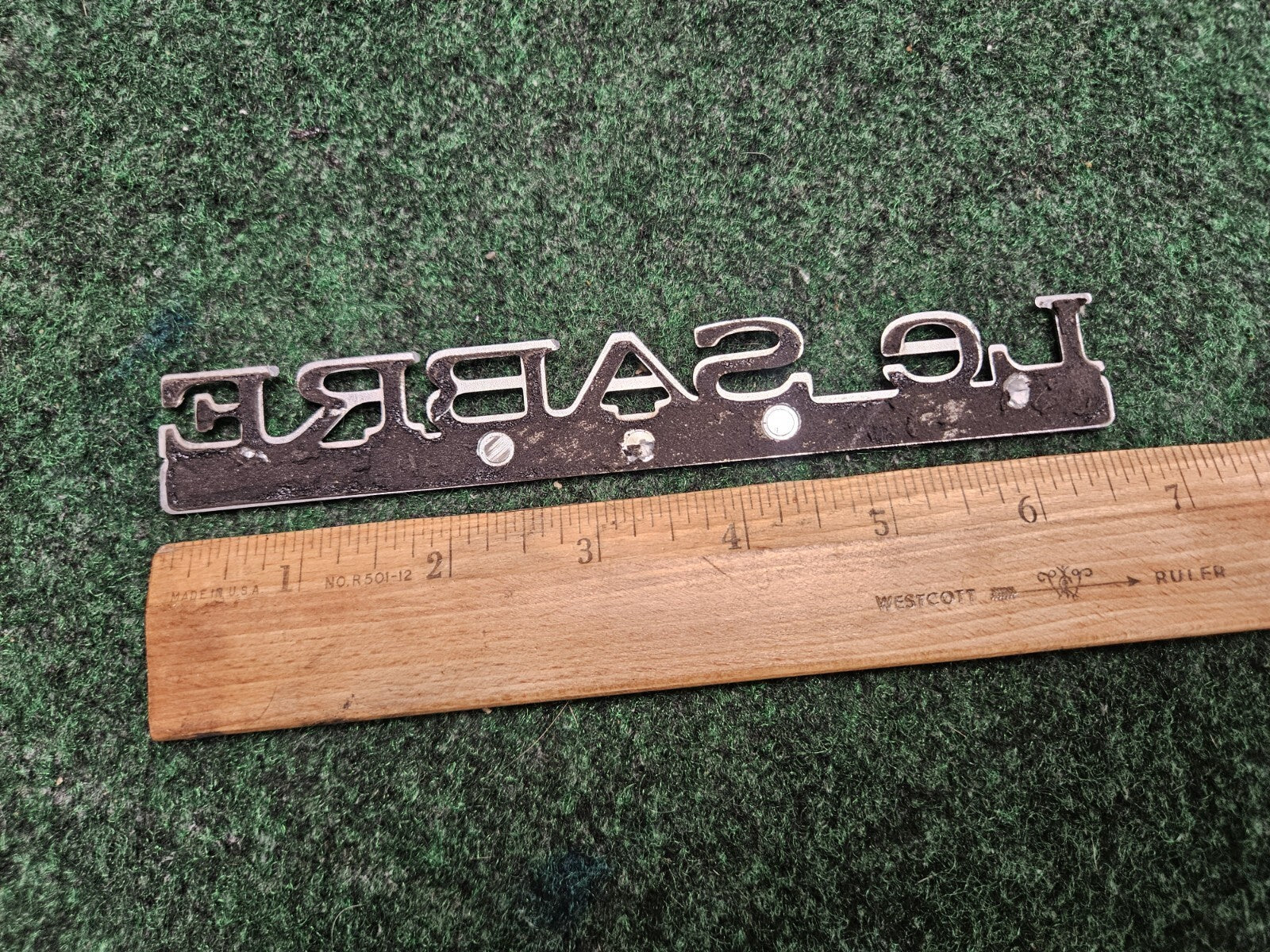 BUICK LESABRE CUSTOM - OEM EMBLEM BADGE SYMBOL LOGO NAME PLATE 6M9