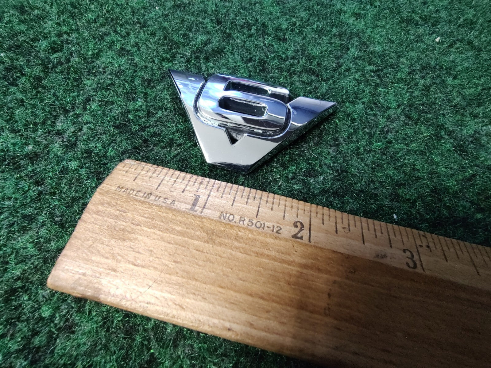 Ford Escape V6 Front Side Fender Emblem Chrome OEM YL8416C144AB 3S6