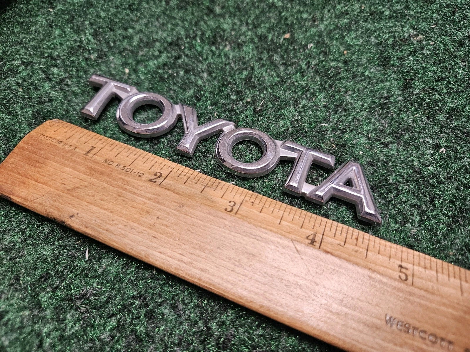 Toyota 1997-2001 Camry Chrome Rear Trunk Emblem Badge Logo Name 75447-AA010 5M3