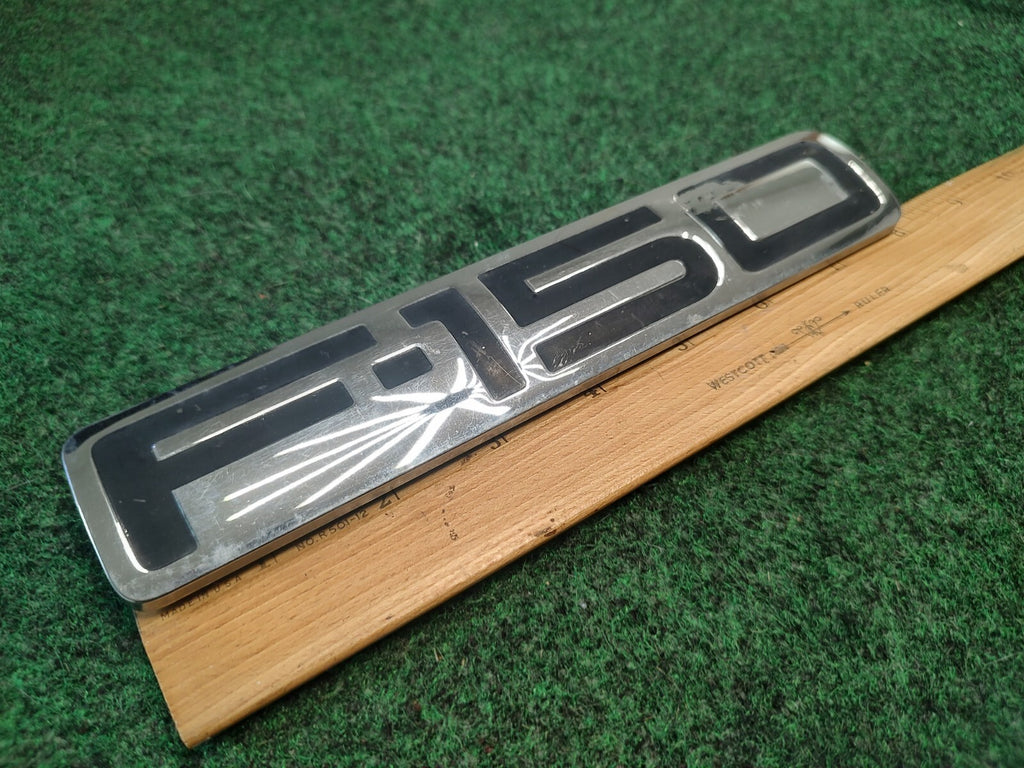 04-08 Ford F-150 Tailgate Script Logo 5L34-16B114-HA Nameplate Decal Emblem 1S7