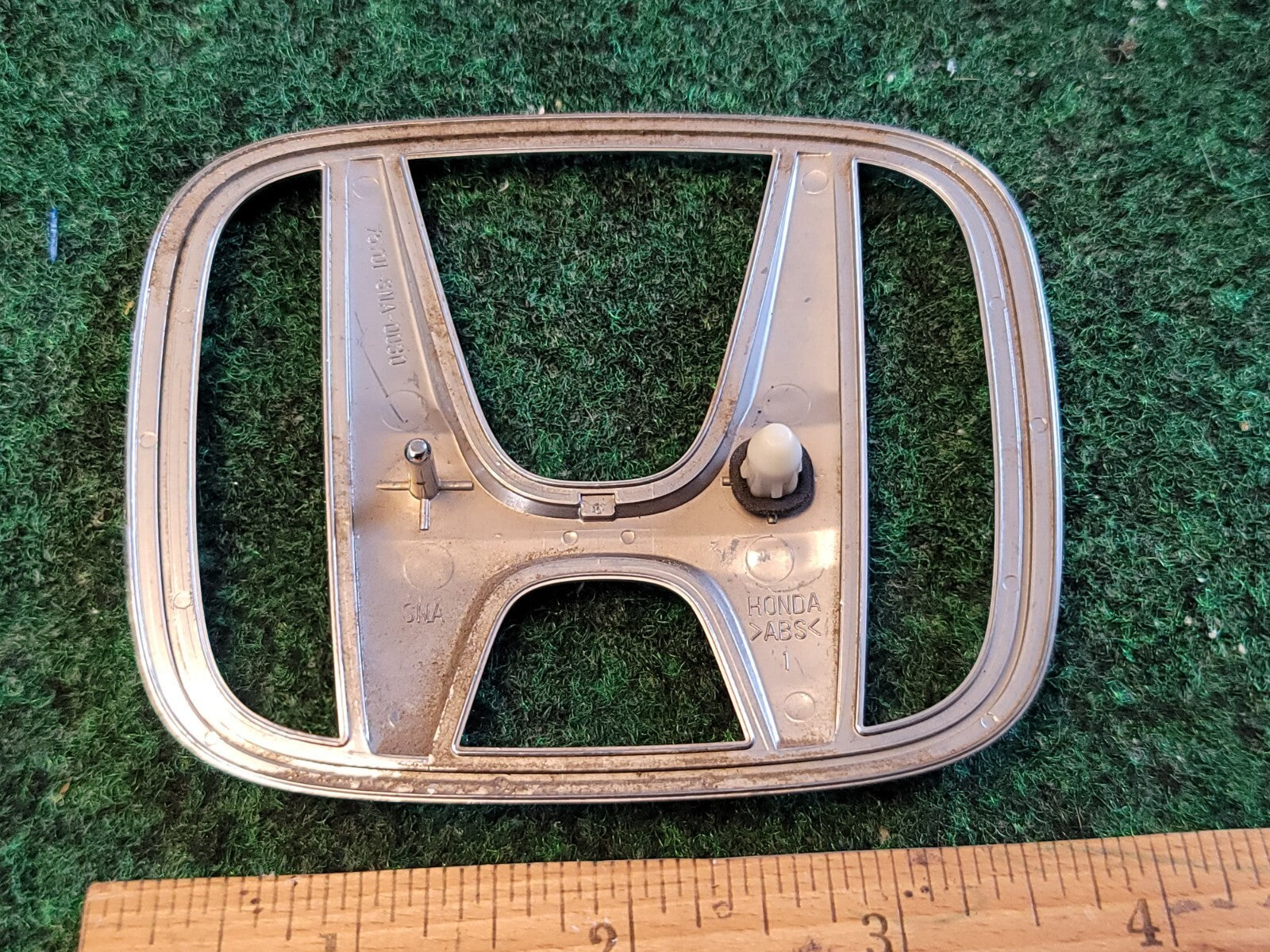 2006-2011 Honda Civic Sedan Rear Trunk Lid Badge Emblem 75701-SNA-0030 OEM 1M2