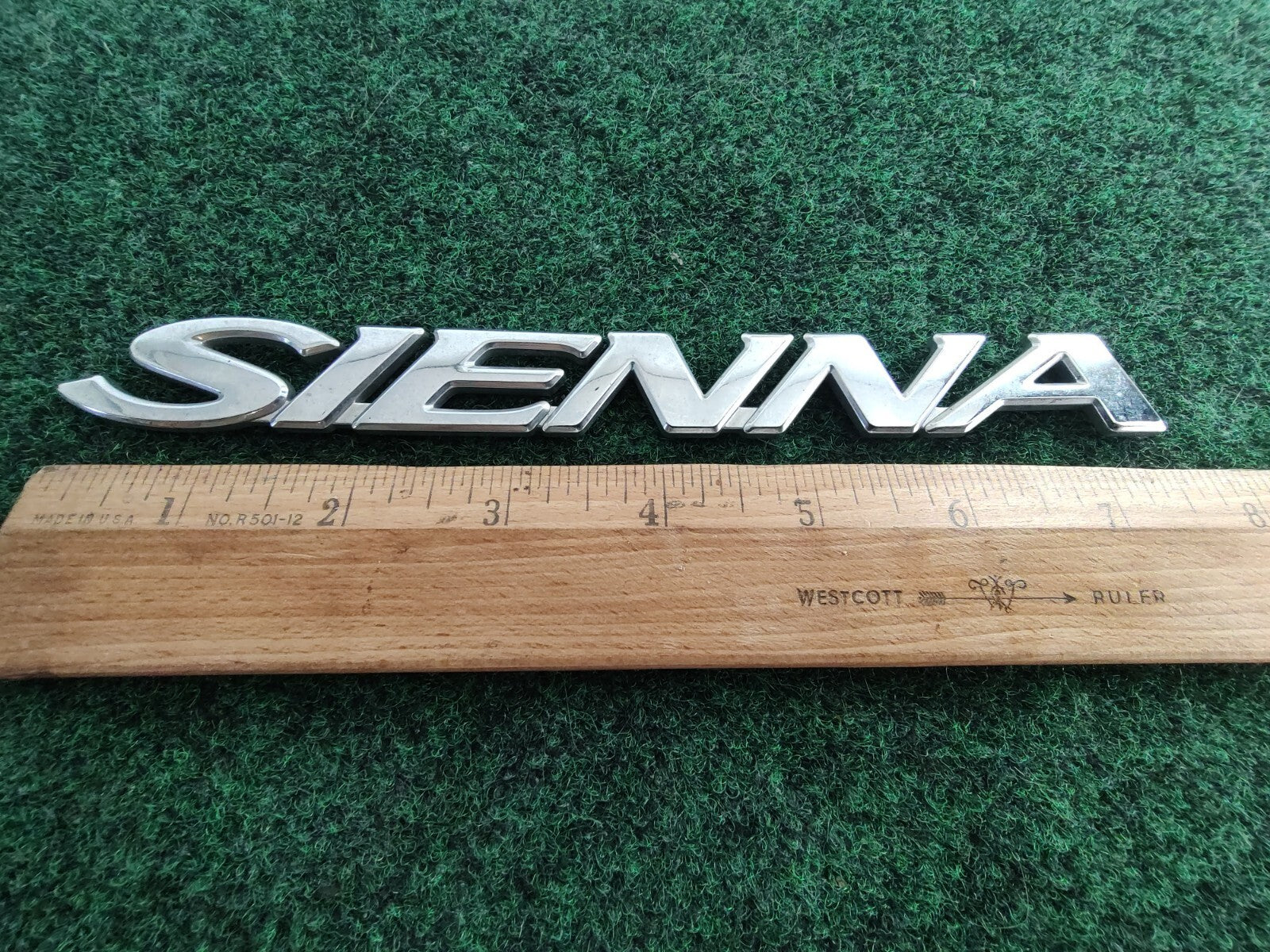 TOYOTA SIENNA  REAR LID GATE CHROME EMBLEM LOGO BADGE SIGN OEM Name Plate 5S5