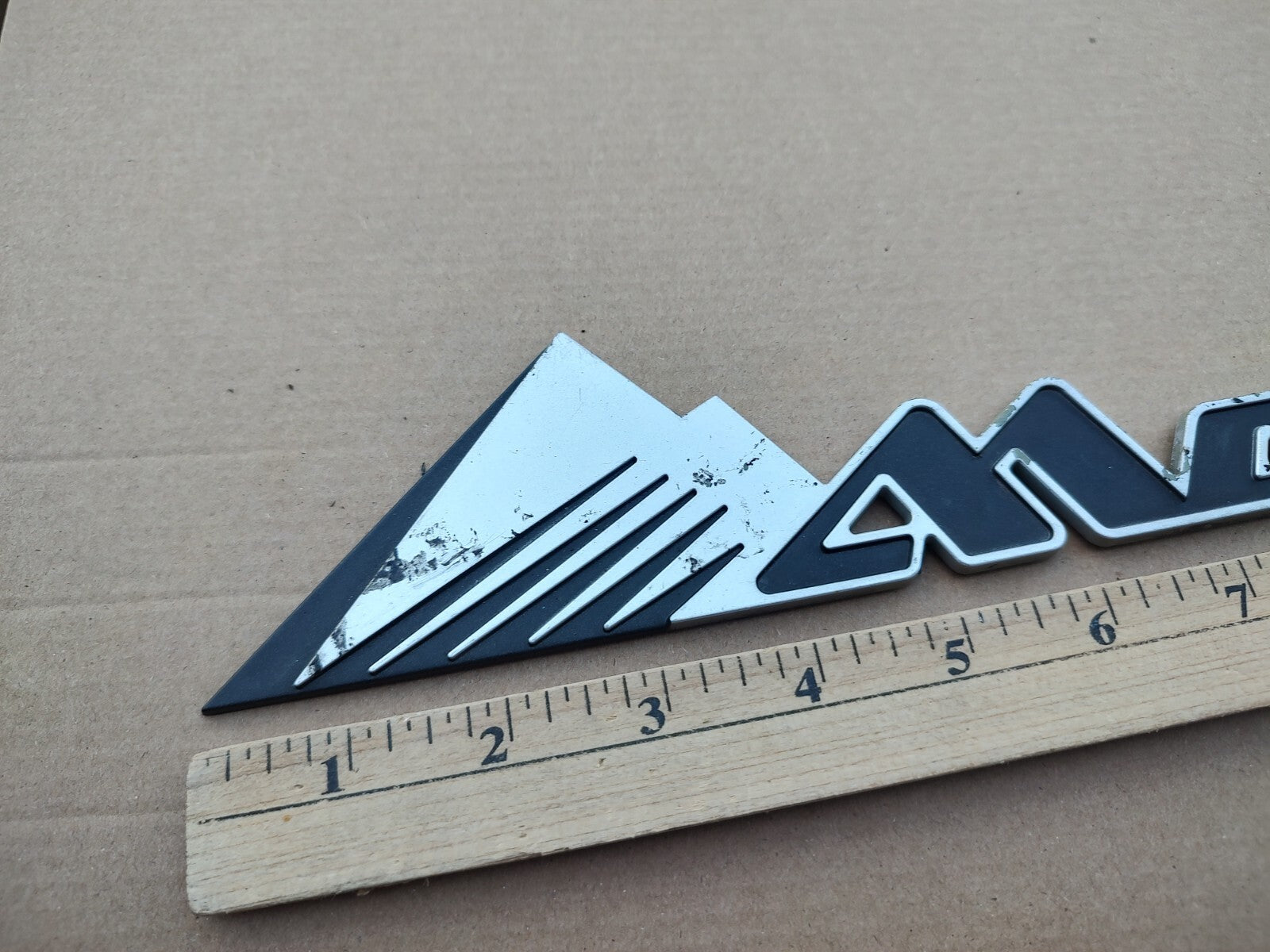 Pontiac 1999-2005 Montana Front Door Side Emblem badge Logo Name 10413185 MT1