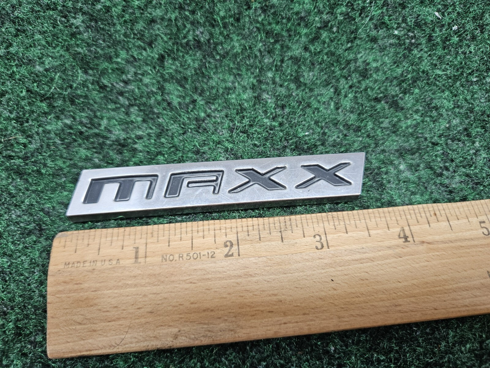 Chevy 2004-2007 Malibu Maxx Rear Emblem Badge Logo Nameplate Name 22696587 GL4