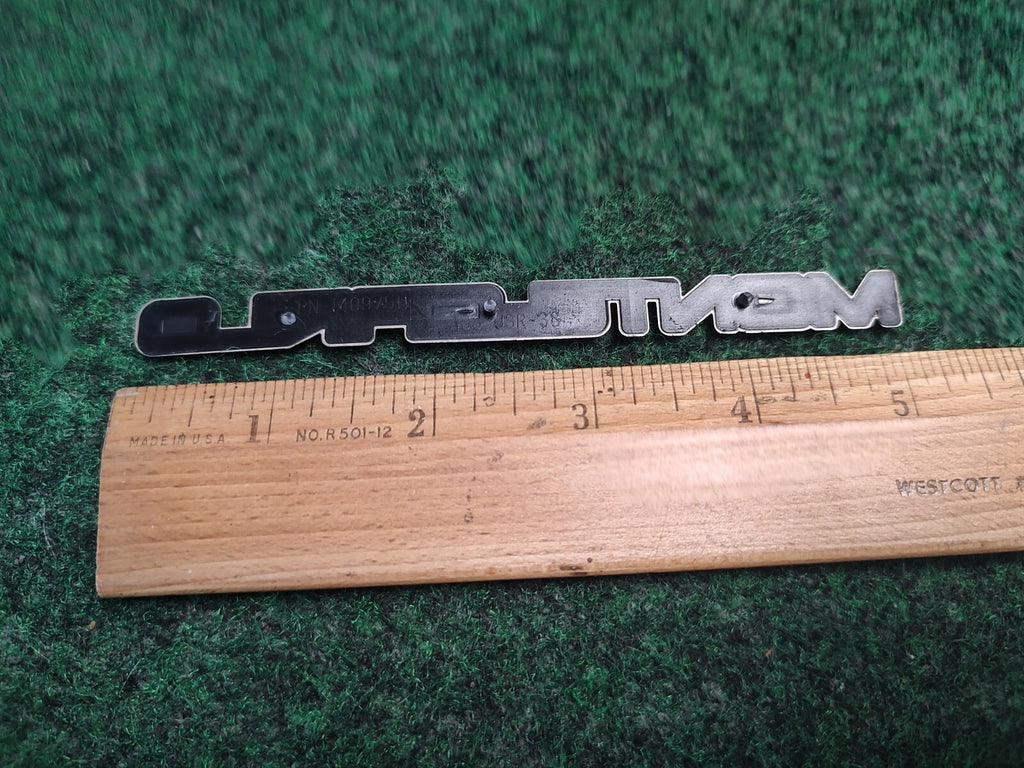 1995-1999 Chevrolet Chevy Monte Carlo Factory Silver Dash Board Emblem Badge 4S9