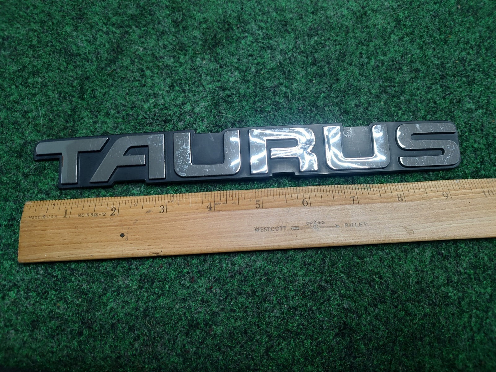 1989 1992 1993 1994 Ford Taurus Rear Nameplate Badge Emblem F2DB-5443550-BA 3S3