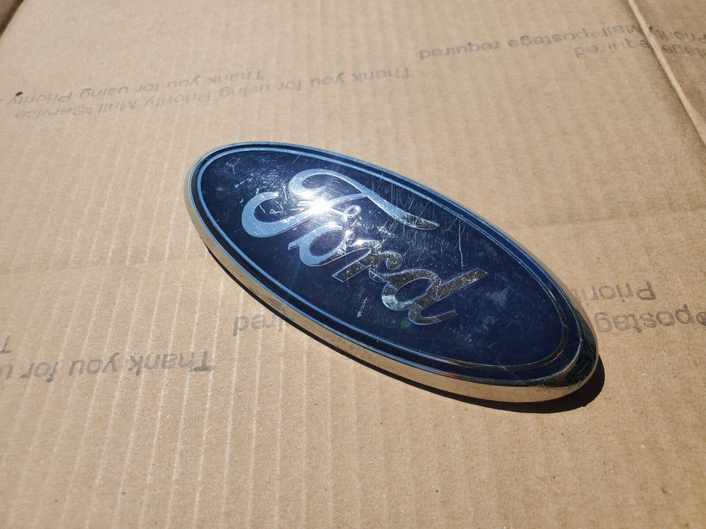 2005 - 2016 Ford Freestyle Five Hundred Focus Trunk Emblem 5F93-74425A52-AB 3L3