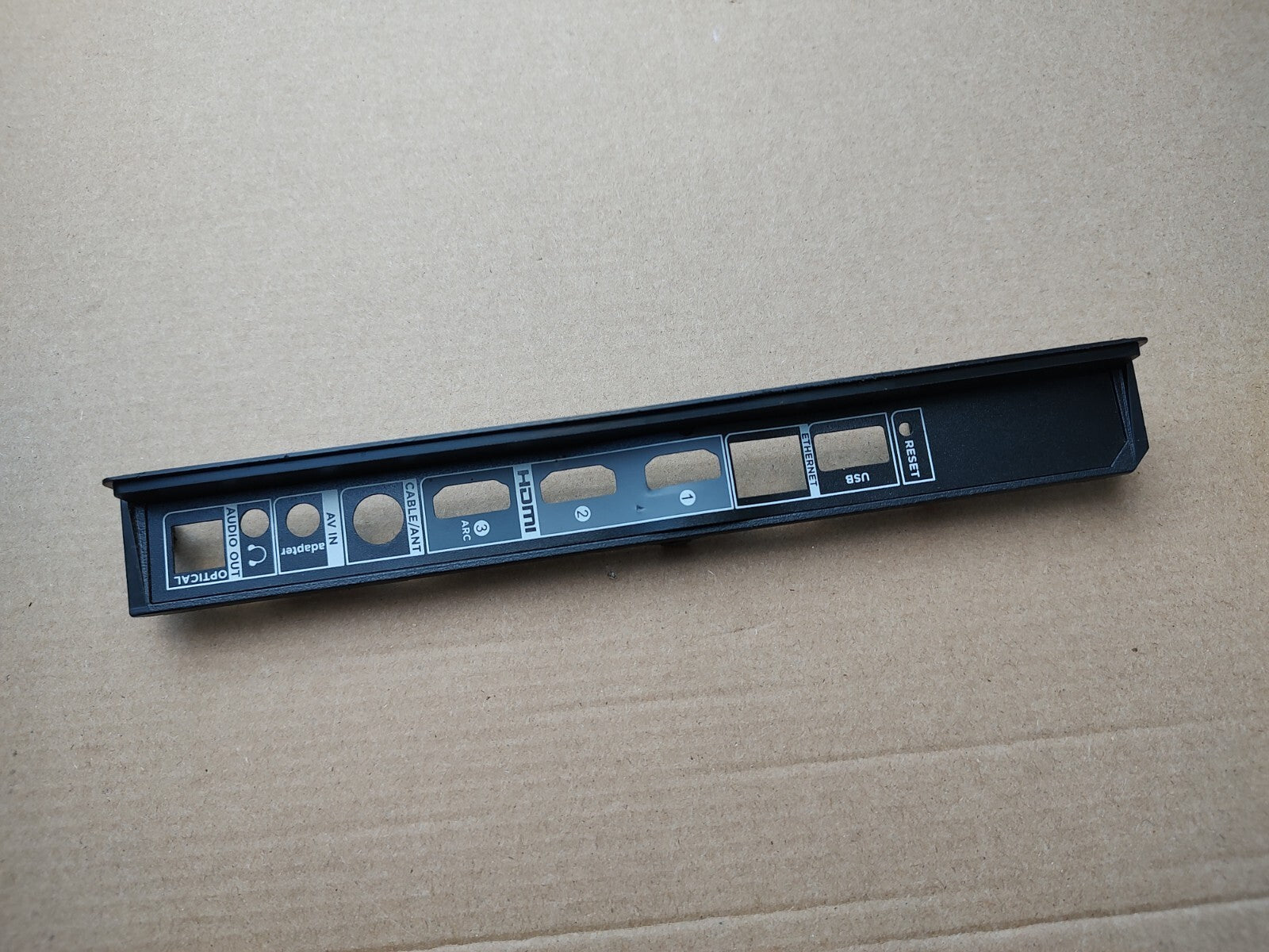 TCL 65" 50" 75" 4K UHD HDR LED TV Board AV Side Bracket Plastic 56-74806 JT4