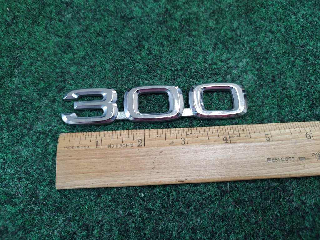 LEXUS RX300 REAR LID CHROME EMBLEM LOGO BADGE SIGN OEM USED 4S2