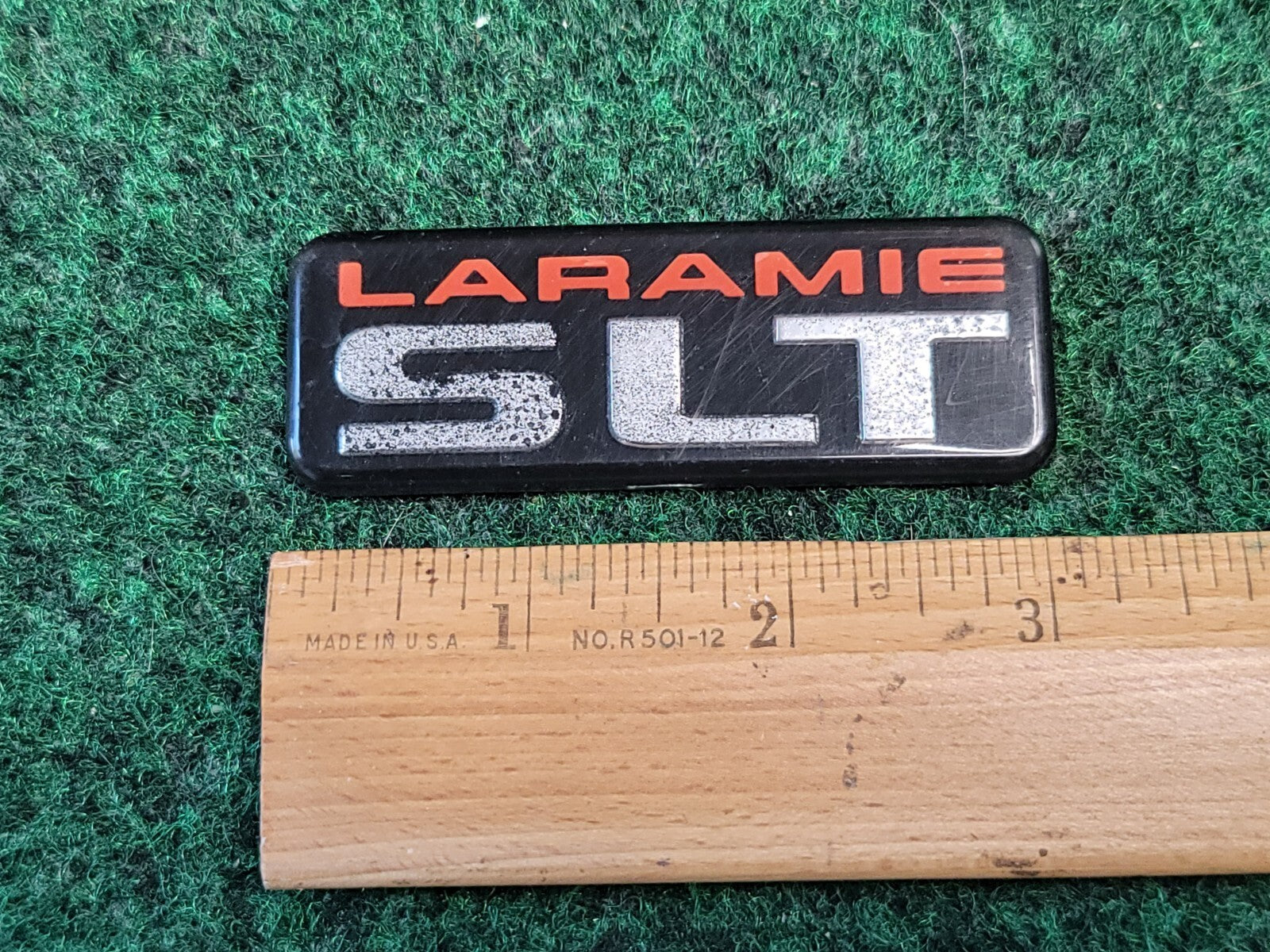 94 95 96 97 98 99 00 01 DODGE RAM SLT LARAMIE SIDE EMBLEM LOGO BADGE 7L1