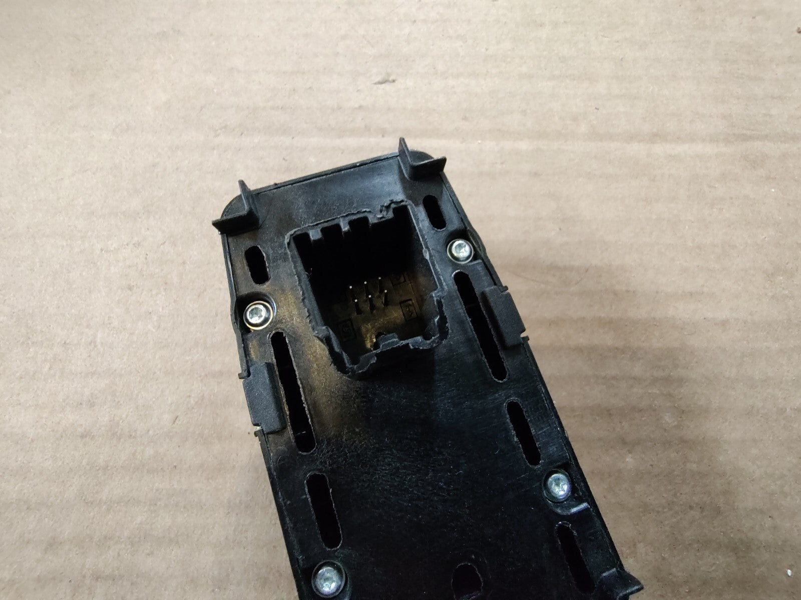 2011-2014 DODGE CHRYSLER RIGHT RH FRONT POWER WINDOW SWITCH 56046822AD OEM BL9