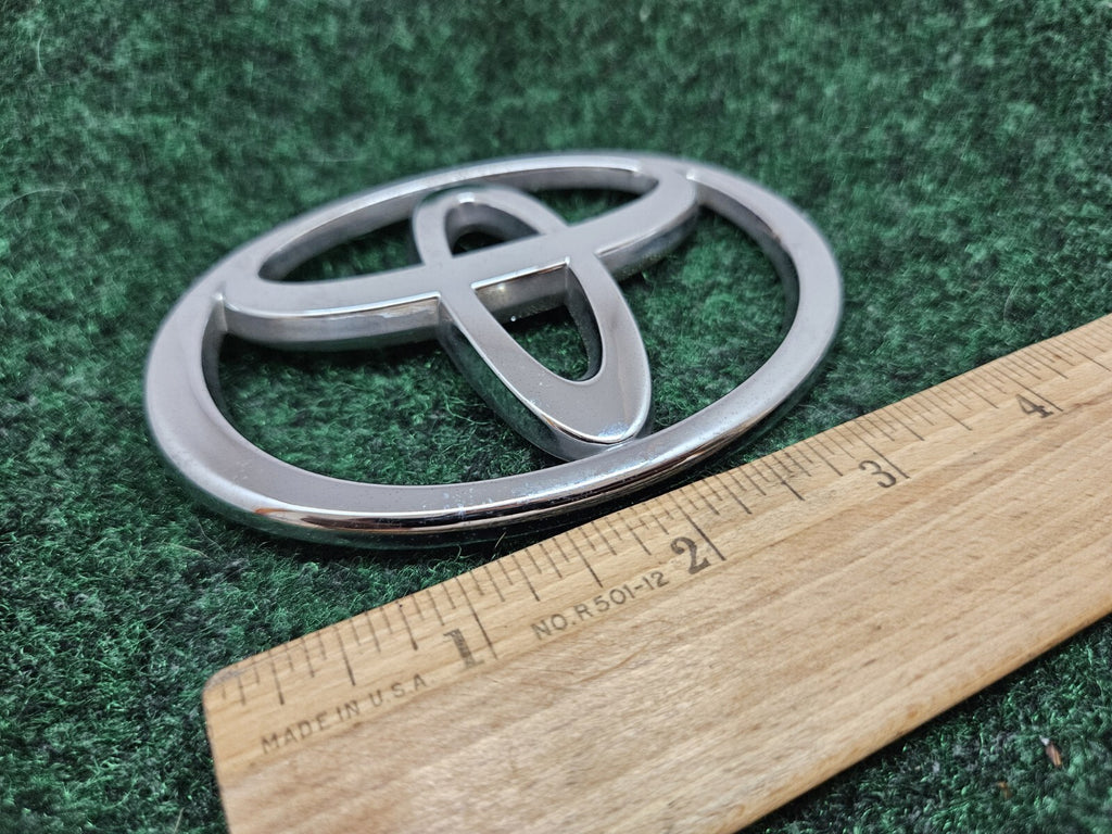 Toyota Chrome Emblem Logo Badge Name Plate Symbol Unknown Model 4" GL4