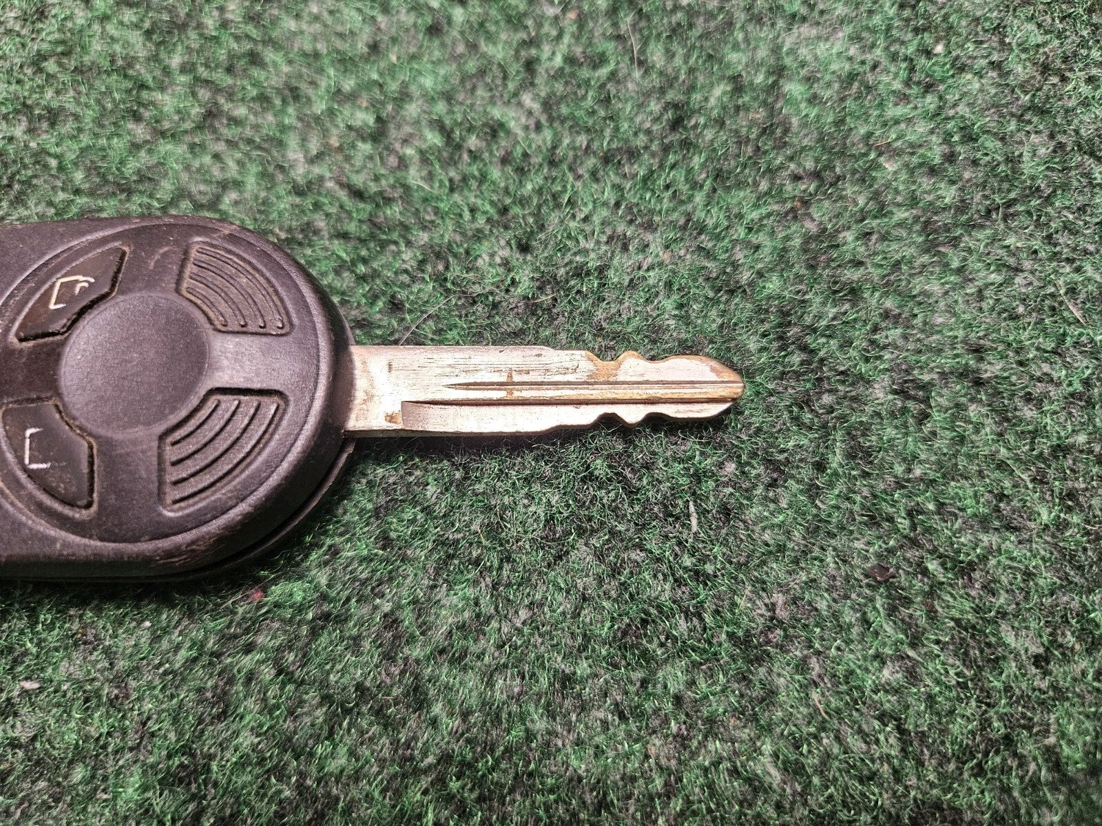 Ford Remote Control Key Lock Flip Key Fob OEM 6U5T-194316-AE OUCD6000022 7S5