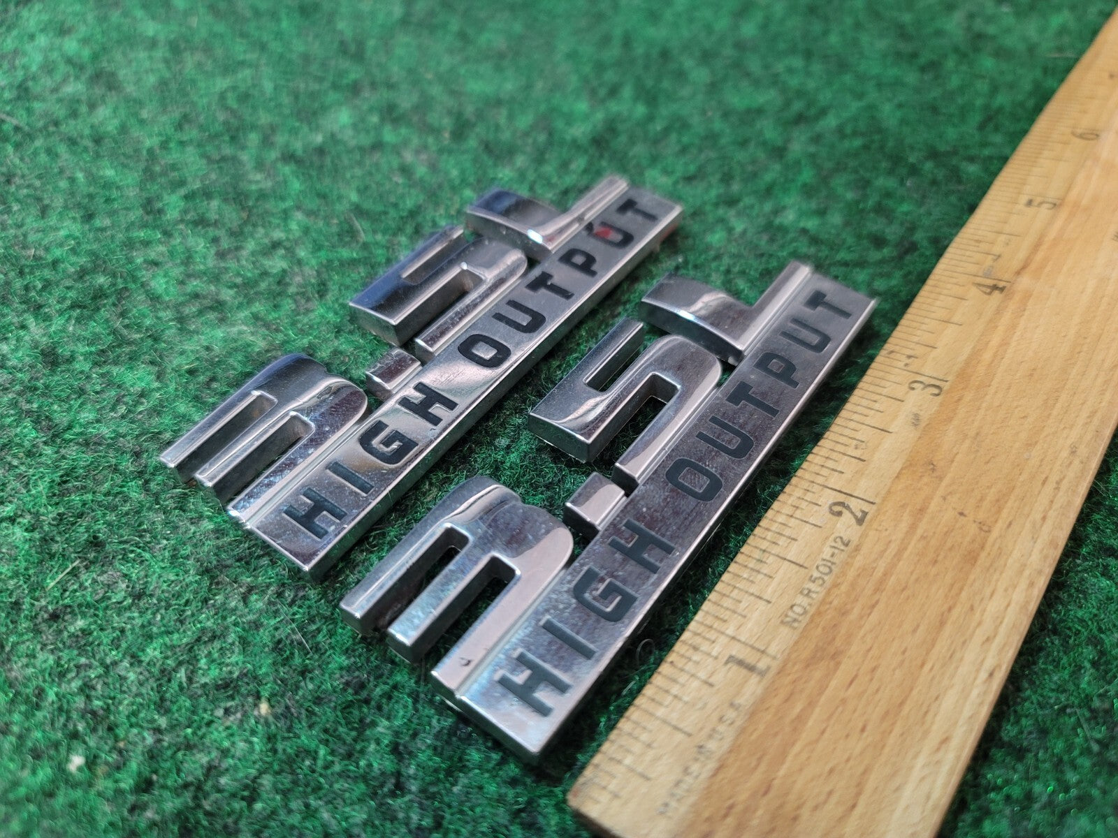 (2) Dodge Charger Magnum 3.5L HIGH OUTPUT Nameplate Emblem 04806330AA 6S9