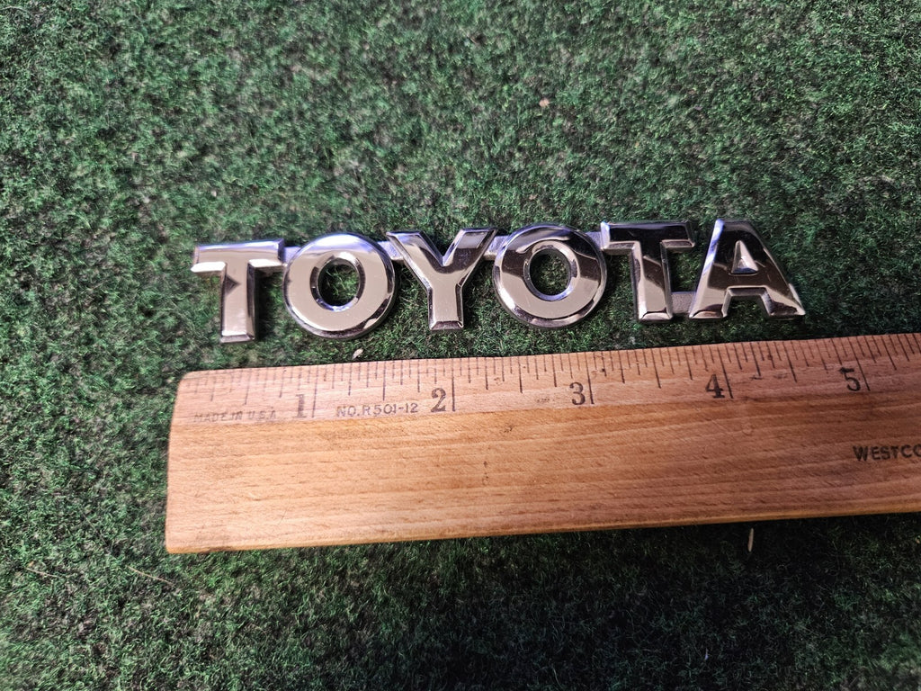 2003-2008 Toyota Matrix Liftgate Emblem Logo OEM 75441-02070 Trunk Rear Oem 5L9