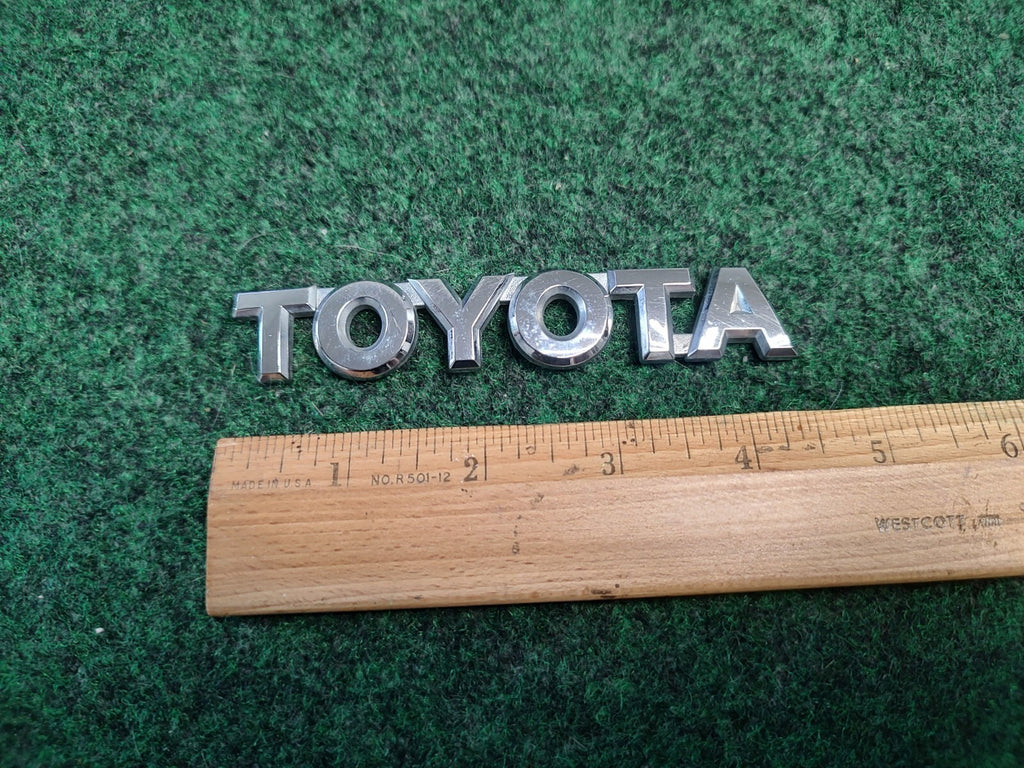 Toyota Chrome Plastic 4.5" Emblem Badge Logo Nameplate Name Plate Insignia 1S9