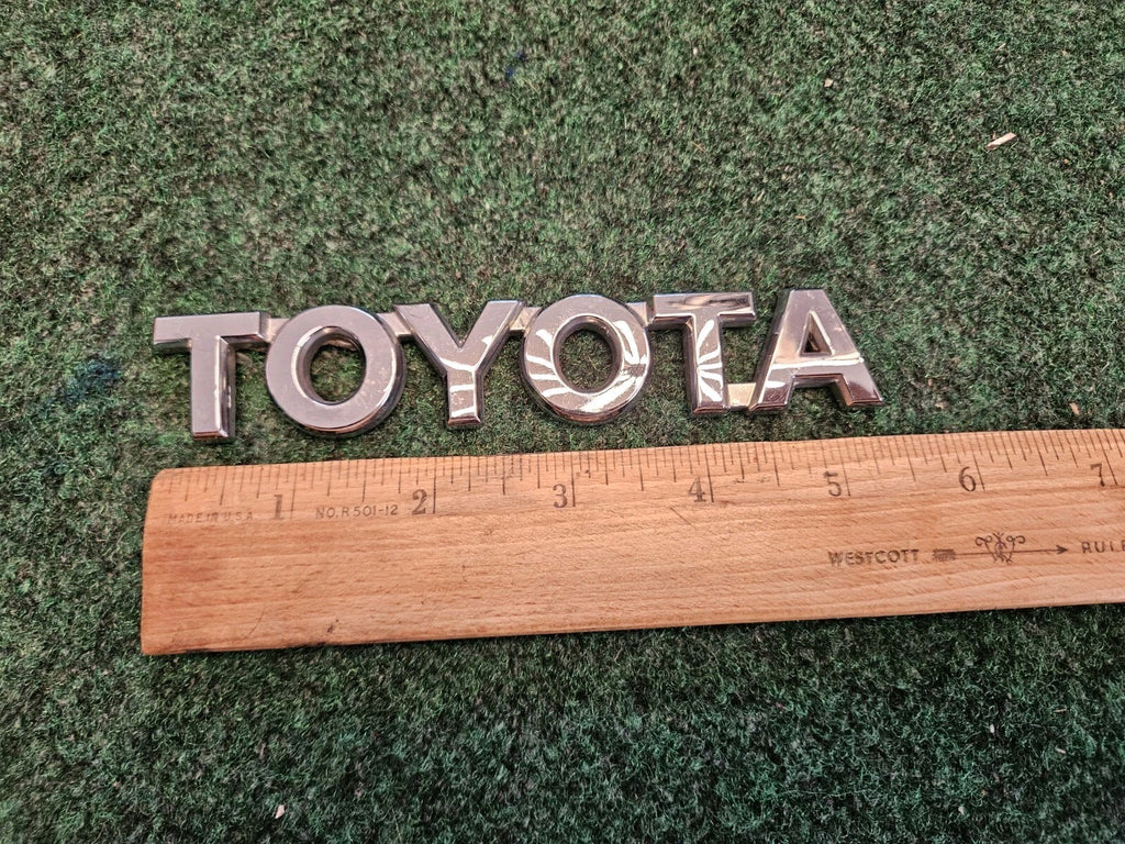 Toyota Rear Trunk Lid Emblem Name Plate Nameplate 5.5" Chrome OEM 5M4
