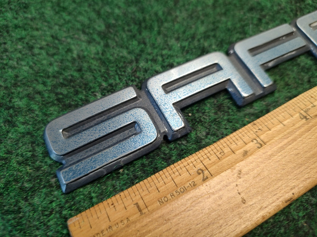 1995-2005 GMC Safari Front Door Nameplate Badge Emblem 15690680 OEM 4S4