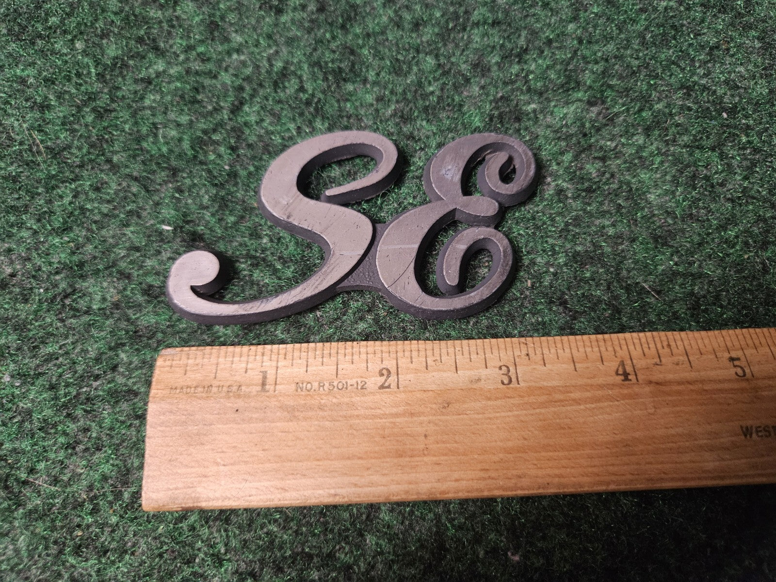 Vintage "SE" Script Emblem Badge Nameplate Name Plate Badge Logo 3M2