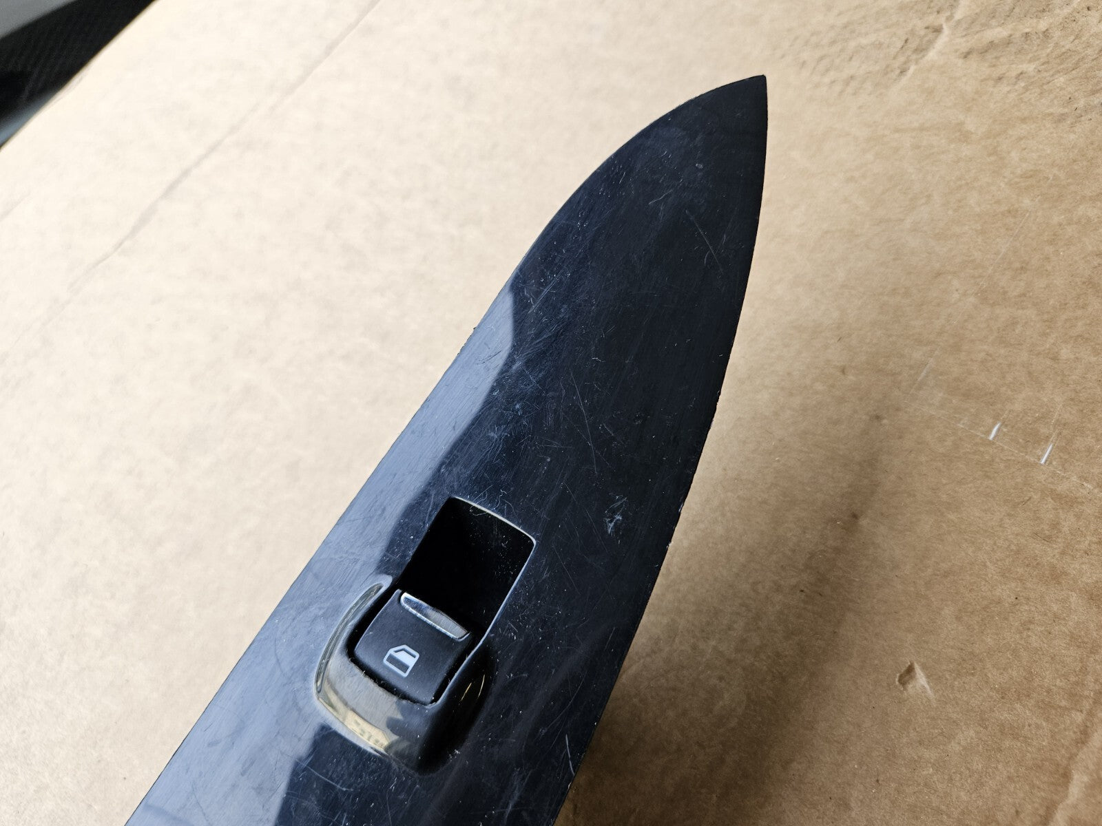 2013-2016 Ford Fusion Right Window Switch Bezel DS73-14A563-B OEM JT8