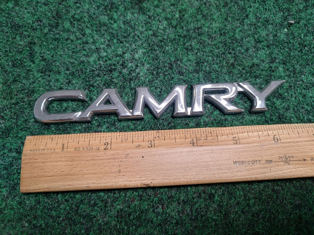 Toyota OEM Camry Rear Trunk Emblem Badge Logo Nameplate Name Plate 1S1