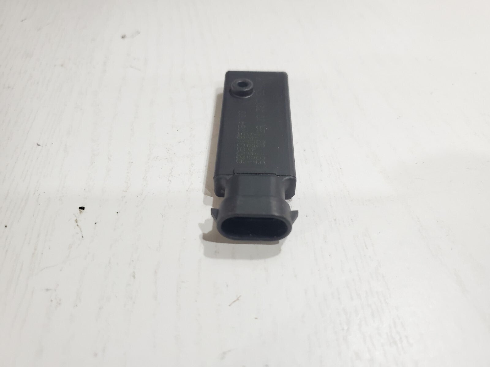 04-09 Cadillac XLR Keyless Entry Remote Antenna Control Module 10448049 OEM 5L5