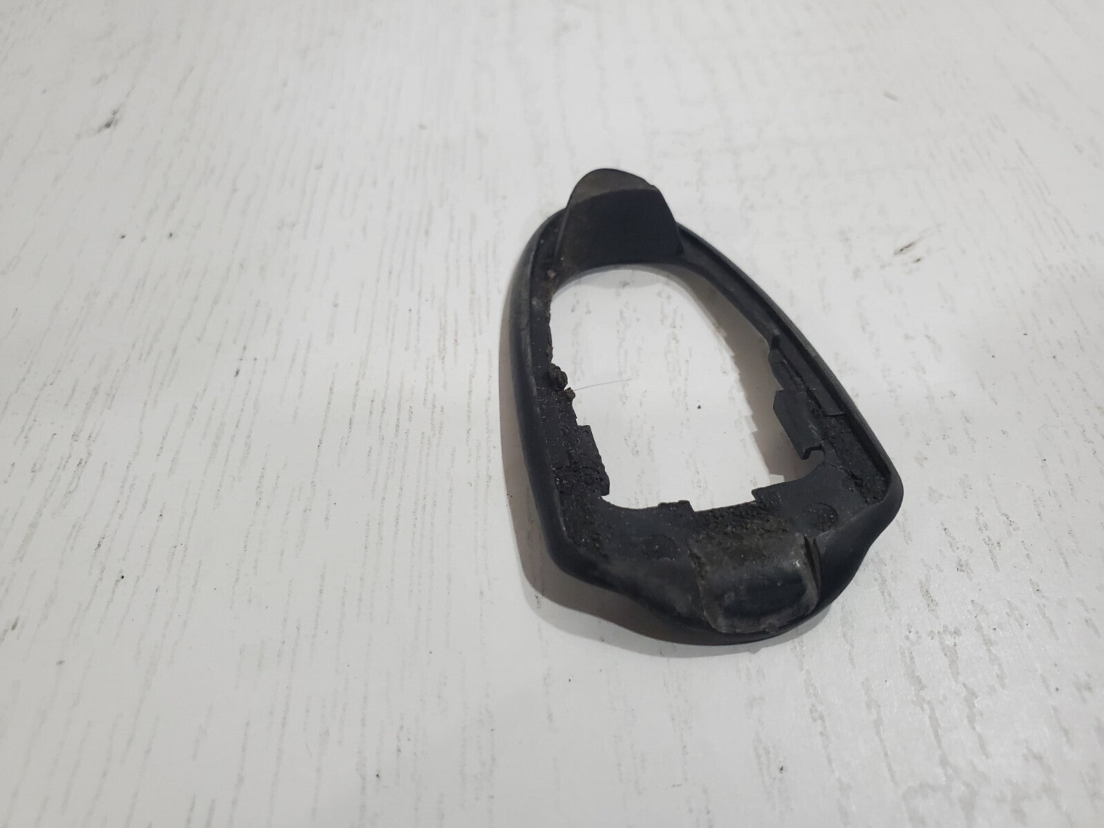 02-15 MINI COOPER R50 R53 R55 LEFT RIGHT EXTERIOR DOOR HANDLE RUBBER OEM 6L6