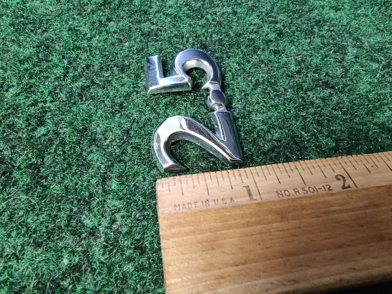 OEM 2.5 Chrome Emblem Badge Logo Nameplate Name Plate Insignia 3S6