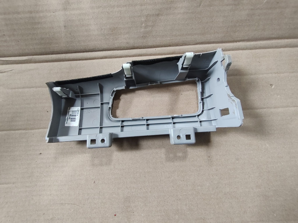2019 - 2021 Hyundai Tucson Dash Left Switch Trim Cover 84781-D3000 OEM EL6