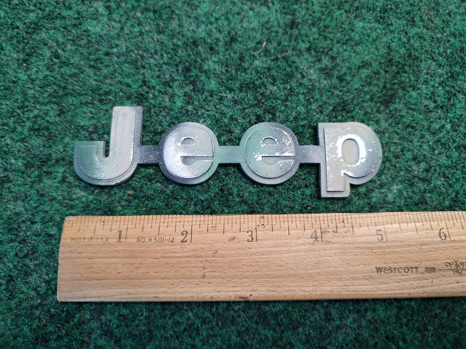 1984-1996 JEEP CHEROKEE SIDE FENDER EMBLEM LOGO BADGE SYMBOL CHROME OEM 4S5